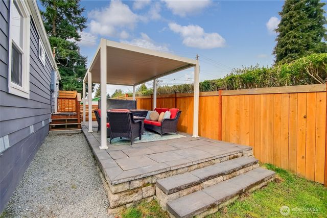 10644 2nd Place SW, Seattle, WA 98146