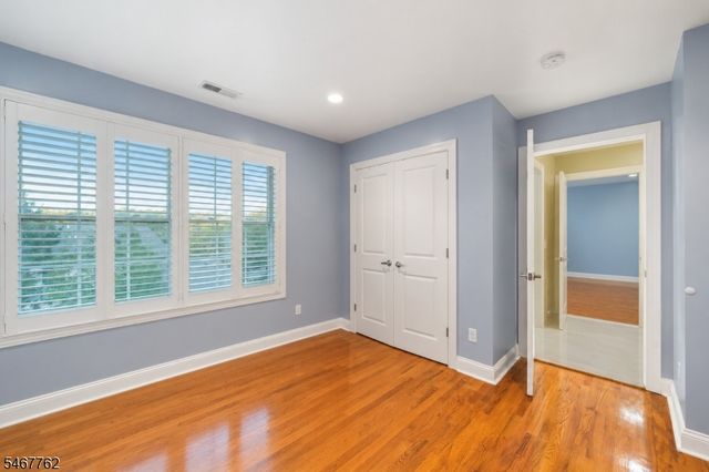 1 Efstis Ct, West Orange Twp., NJ 07052