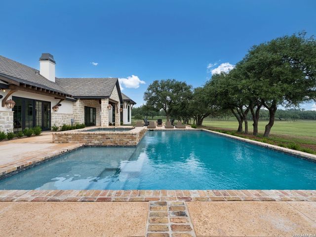 820 Fm 3351, Boerne, TX 78006