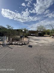 9711 E Sunburst Drive, Tucson, AZ 85748