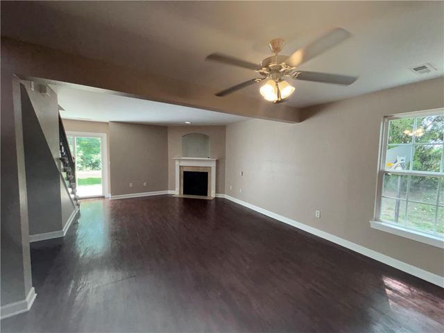 21154 Millridge Street, Spring Hill, KS 66083