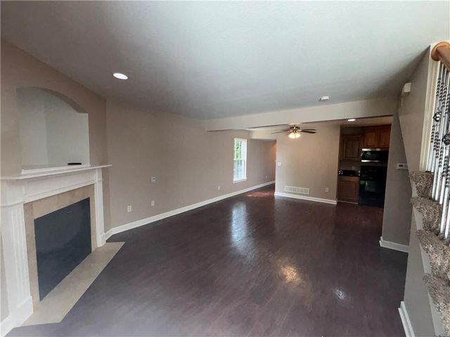 21154 Millridge Street, Spring Hill, KS 66083