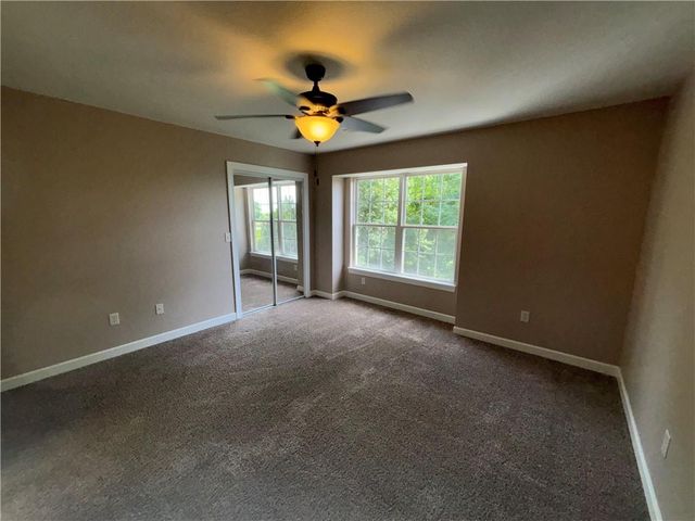 21154 Millridge Street, Spring Hill, KS 66083