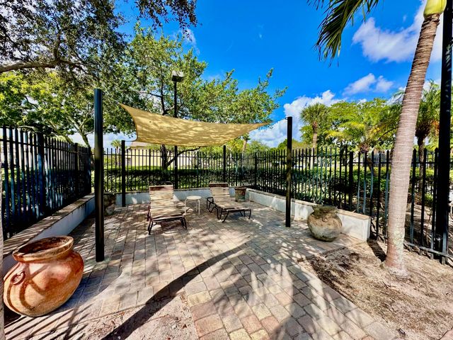 640 Cypress Club Way G, Deerfield Beach, FL 33064