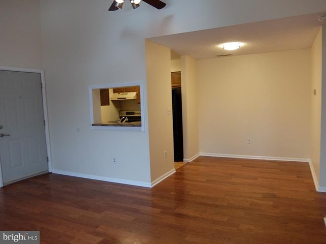 4906 RAVENS CREST DR, Plainsboro, NJ 08536