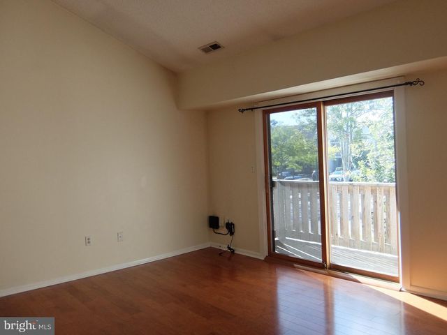 4906 RAVENS CREST DR, Plainsboro, NJ 08536