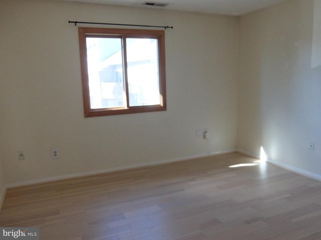 4906 RAVENS CREST DR, Plainsboro, NJ 08536