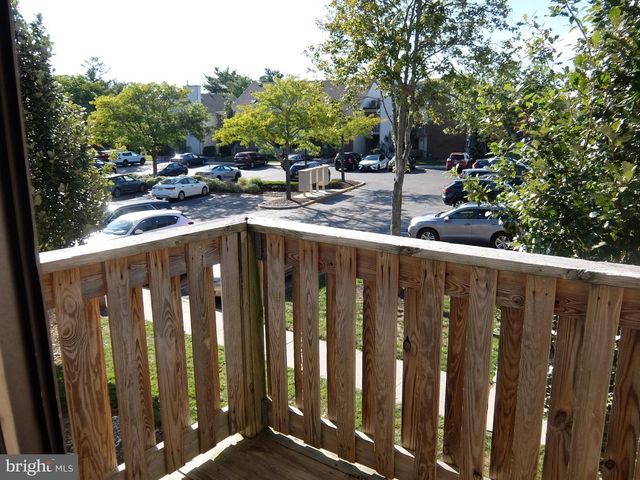 4906 RAVENS CREST DR, Plainsboro, NJ 08536