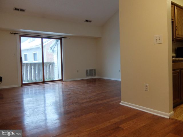 4906 RAVENS CREST DR, Plainsboro, NJ 08536