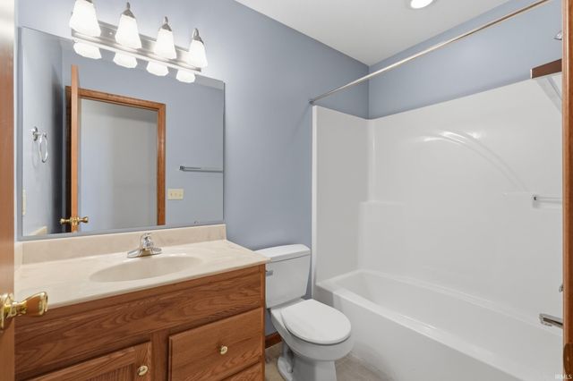 1404 Virginia Lane, Auburn, IN 46706