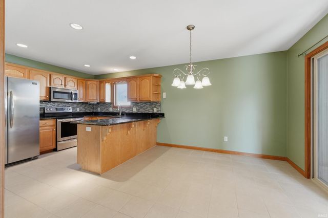 1404 Virginia Lane, Auburn, IN 46706