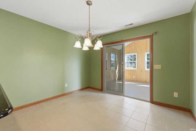 1404 Virginia Lane, Auburn, IN 46706