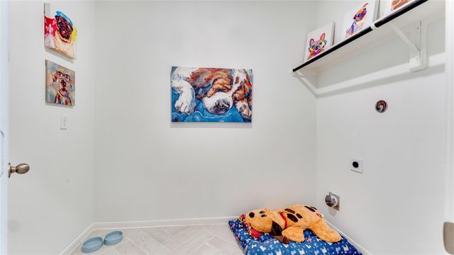 121 Cecilia Cove Court, Dayton, TX 77535