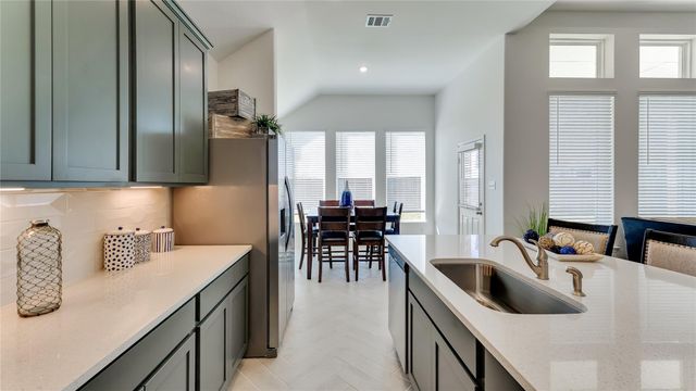 121 Cecilia Cove Court, Dayton, TX 77535