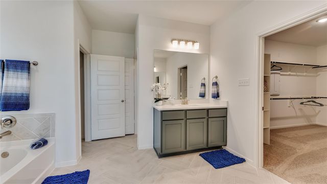 121 Cecilia Cove Court, Dayton, TX 77535