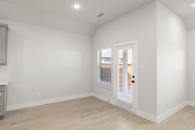 2352 Bell Way, Forney, TX 75126