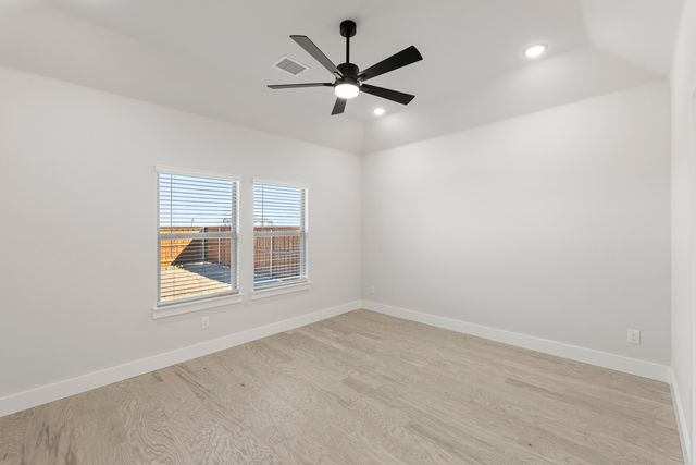 2352 Bell Way, Forney, TX 75126