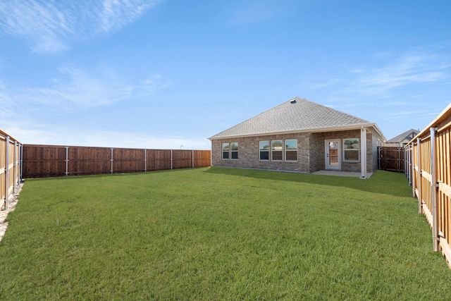 2352 Bell Way, Forney, TX 75126