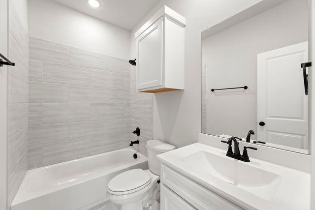 2352 Bell Way, Forney, TX 75126