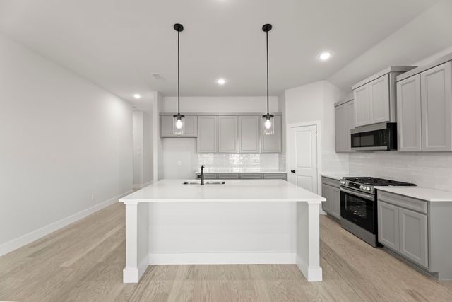 2352 Bell Way, Forney, TX 75126