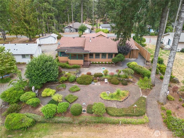 281 E Saint Andrews Drive, Shelton, WA 98584