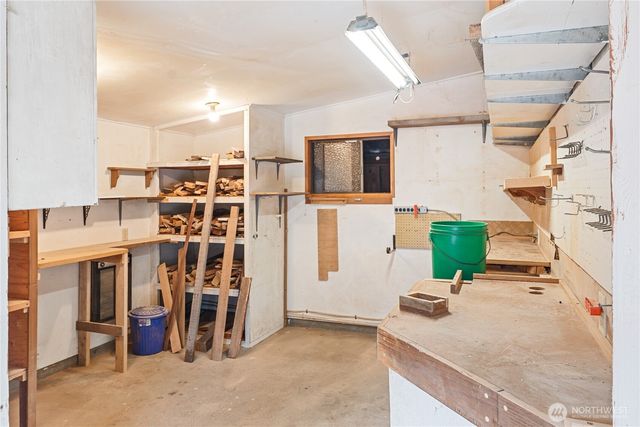 281 E Saint Andrews Drive, Shelton, WA 98584
