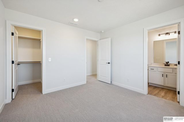 18055 Sycamore Drive, Gretna, NE 68028