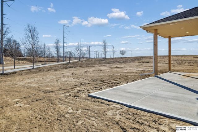 18055 Sycamore Drive, Gretna, NE 68028