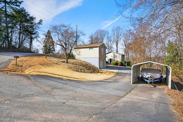 353 Fagan Drive, Inman, SC 29349