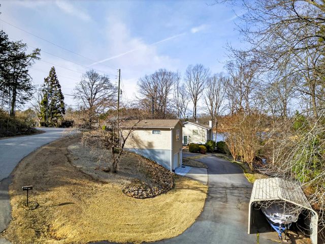 353 Fagan Drive, Inman, SC 29349