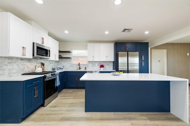 1003 Claxton Street, Houston, TX 77087