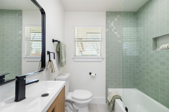 1003 Claxton Street, Houston, TX 77087