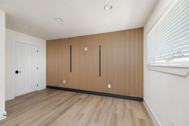 1003 Claxton Street, Houston, TX 77087