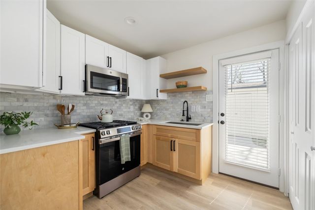 1003 Claxton Street, Houston, TX 77087