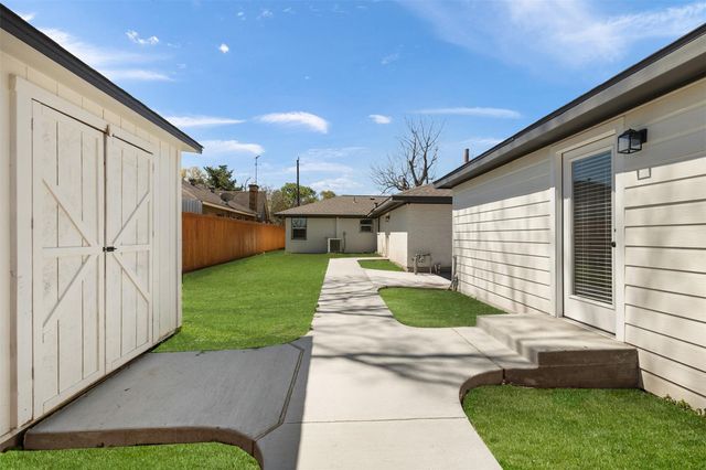 1003 Claxton Street, Houston, TX 77087