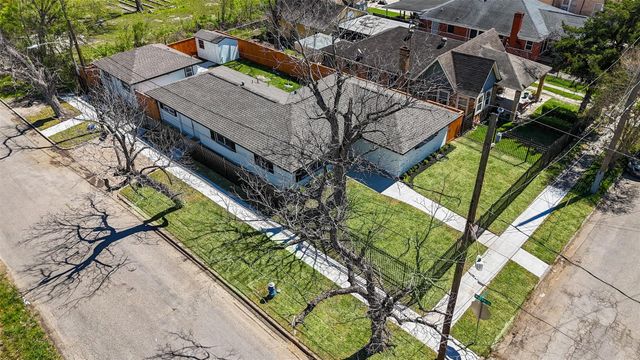 1003 Claxton Street, Houston, TX 77087