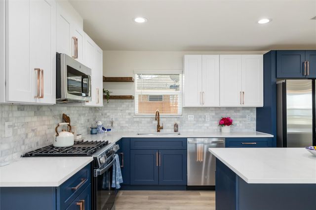 1003 Claxton Street, Houston, TX 77087