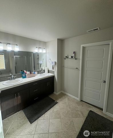 9976 Charles Street, Yelm, WA 98597