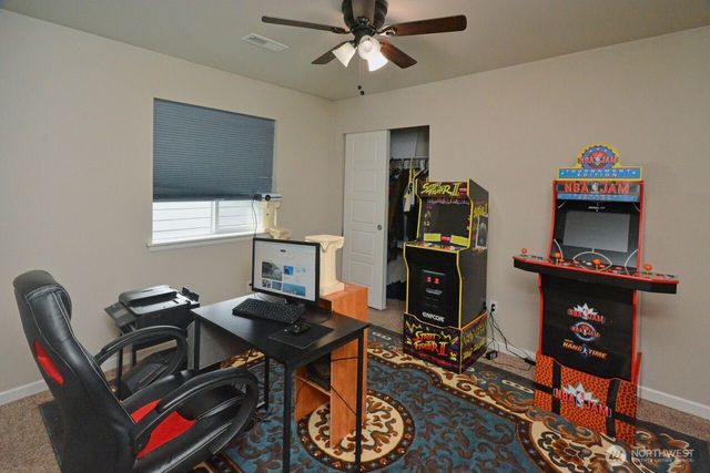 9976 Charles Street, Yelm, WA 98597