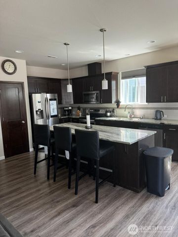 9976 Charles Street, Yelm, WA 98597