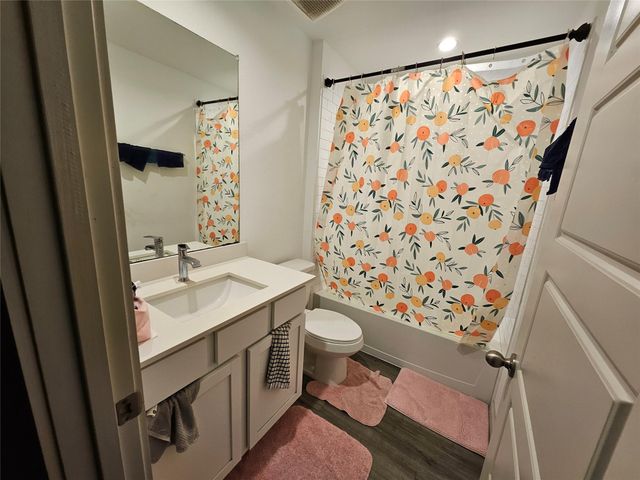 7831 Murciana Drive, Rosharon, TX 77583