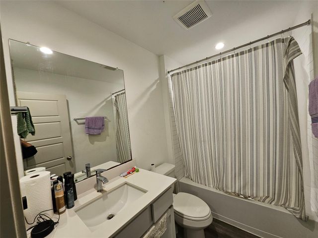 7831 Murciana Drive, Rosharon, TX 77583