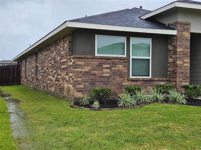 7831 Murciana Drive, Rosharon, TX 77583