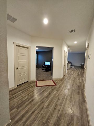 7831 Murciana Drive, Rosharon, TX 77583