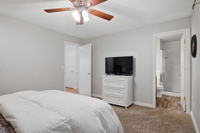 14922 E Belle Terre Ave, Veradale, WA 99037