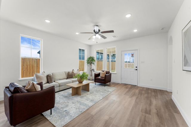 4509 5914 21, Cleveland, TX 77327
