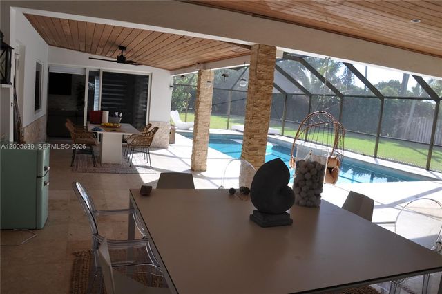 7400 SW 116th St, Pinecrest, FL 33156