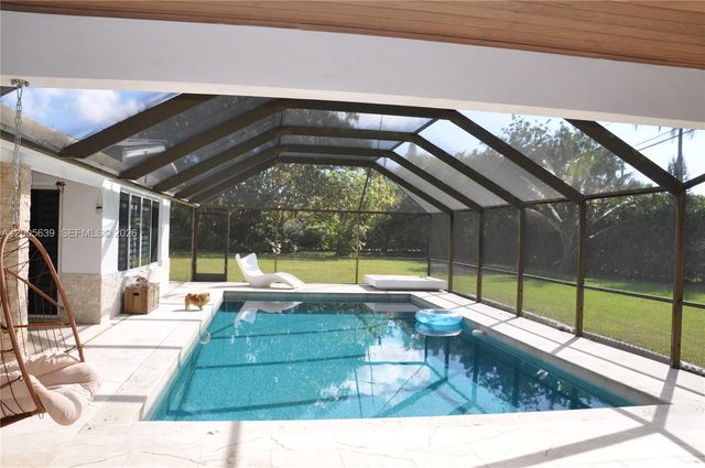 7400 SW 116th St, Pinecrest, FL 33156