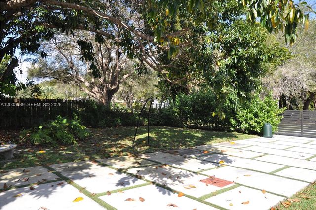 7400 SW 116th St, Pinecrest, FL 33156