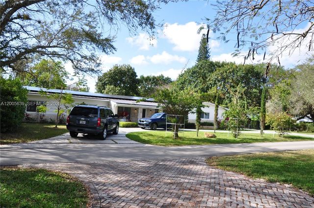7400 SW 116th St, Pinecrest, FL 33156